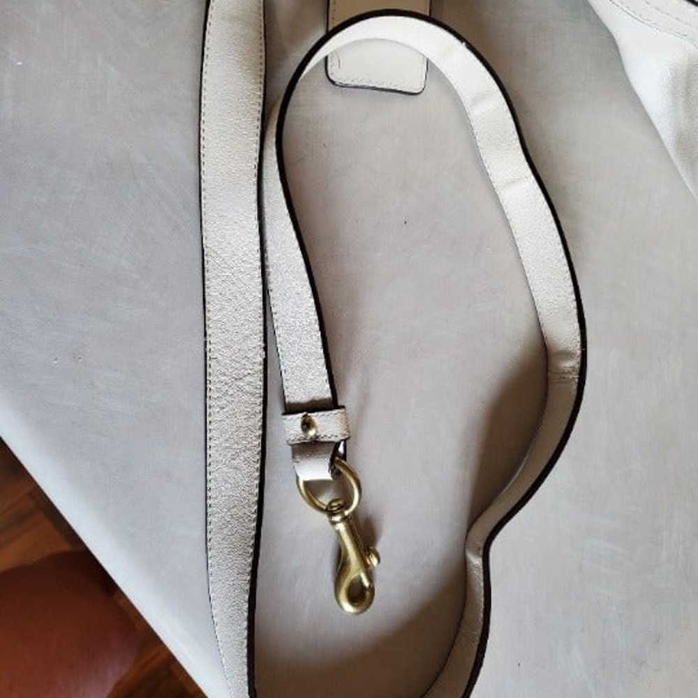 COACH GALLERY WHITE LEATHER SHOULDER BAG - image 6