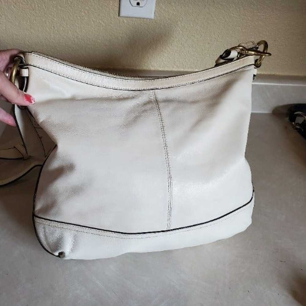 COACH GALLERY WHITE LEATHER SHOULDER BAG - image 7
