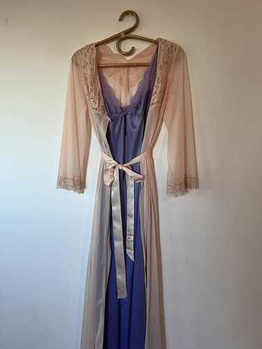 Designer × Vintage Vintage Vassarette Lace Robe