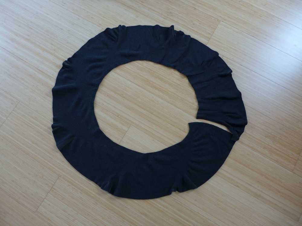 Label Under Construction Circle scarf - image 1