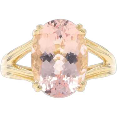 Yellow Gold Morganite Cocktail Solitaire Ring - 14