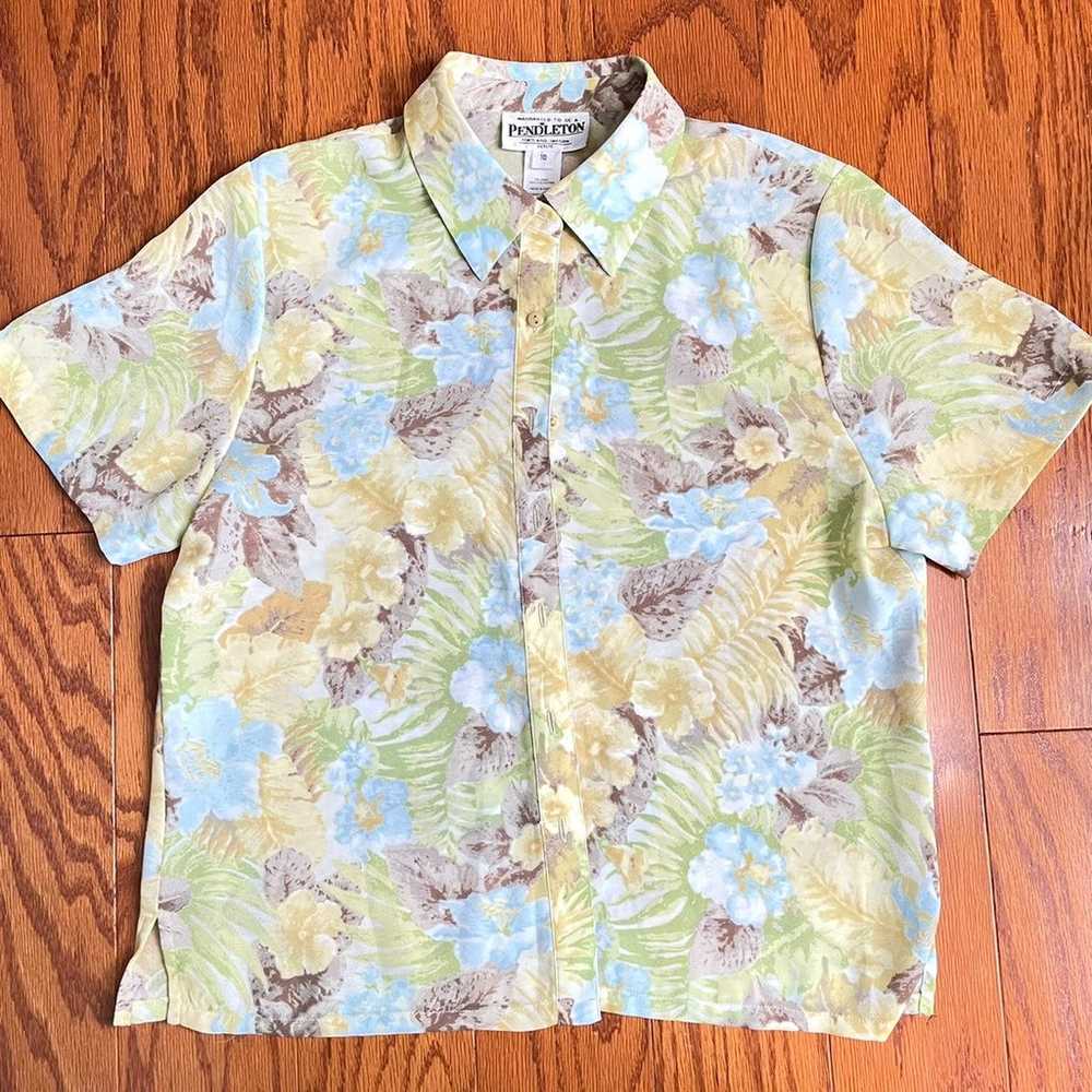 Pendleton Floral Hawaiian Short Sleeve Shirt. Lig… - image 5