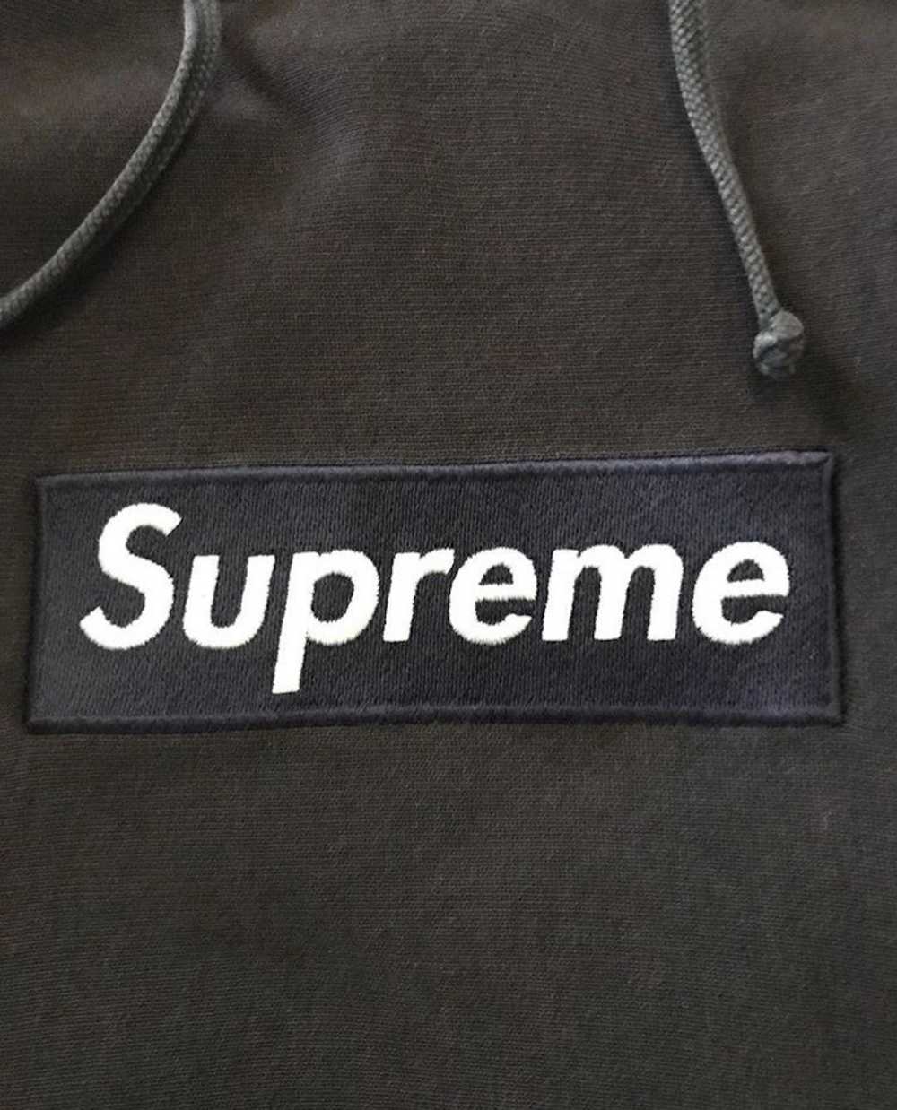 Supreme supreme box logo hoodie 2003 - image 4