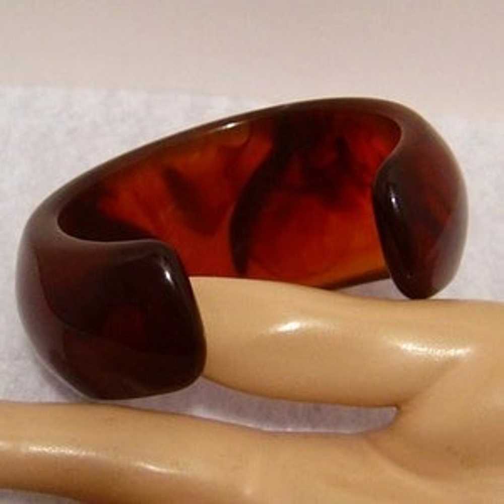 Chunky faux tortoise shell Lucite Cuff jewelry - image 2