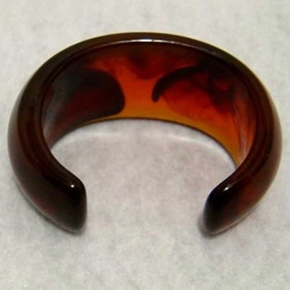 Chunky faux tortoise shell Lucite Cuff jewelry - image 3