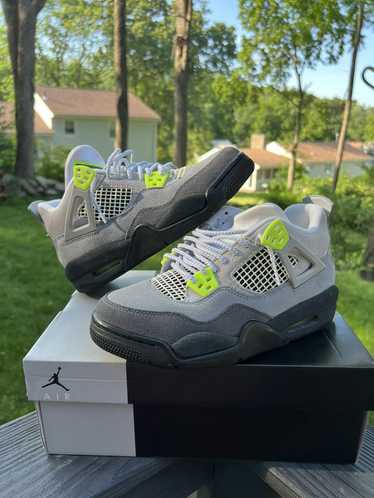 Jordan Brand × Nike Jordan 4 Retro SE Neon 95 - image 1