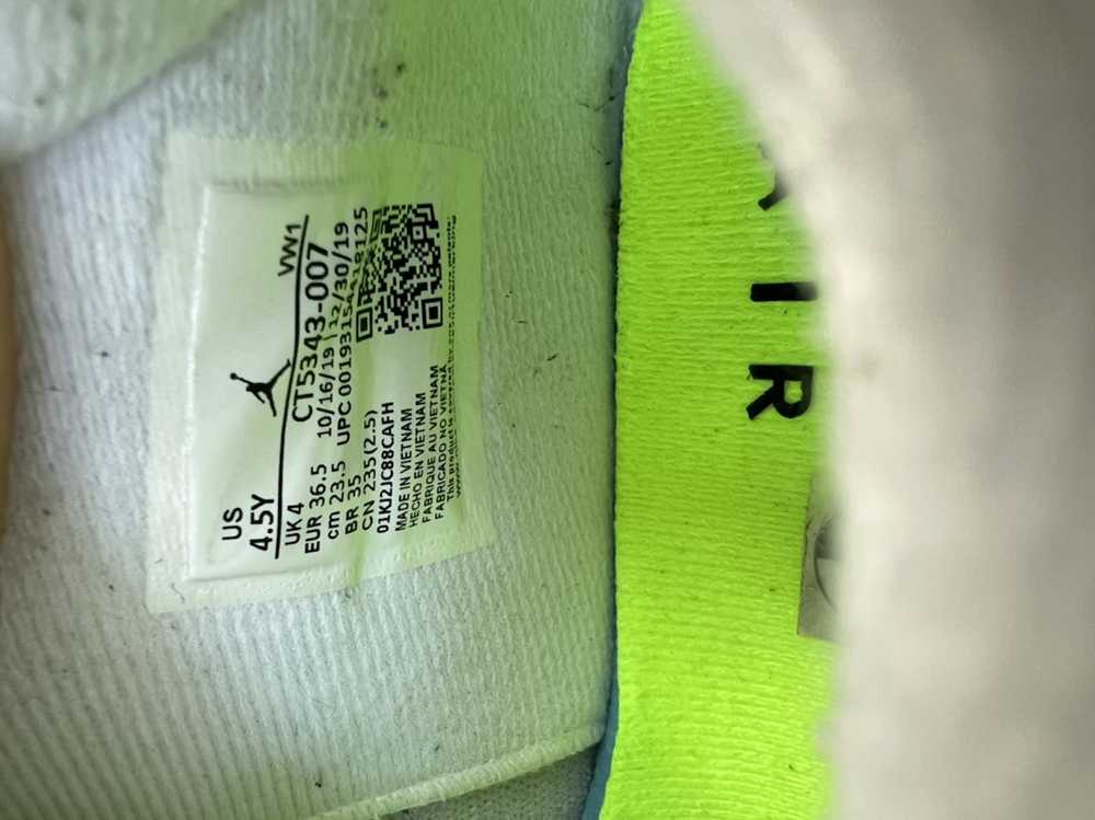 Jordan Brand × Nike Jordan 4 Retro SE Neon 95 - image 6