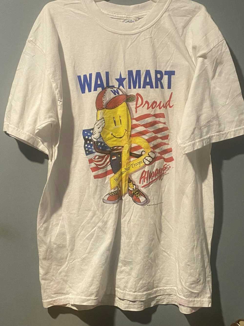 Gildan × Streetwear × Vintage Very Rare Walmart E… - image 1