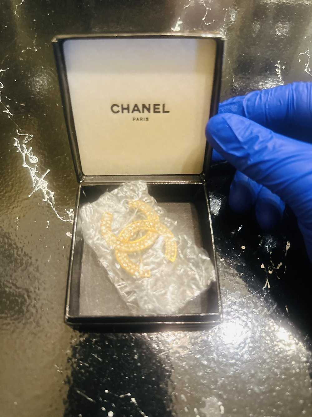 Chanel Beautiful vintage Chanel brooch - image 2