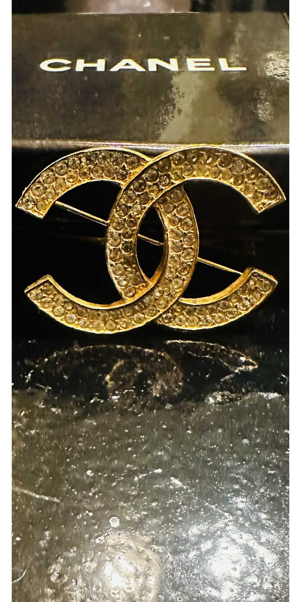 Chanel Beautiful vintage Chanel brooch - image 3