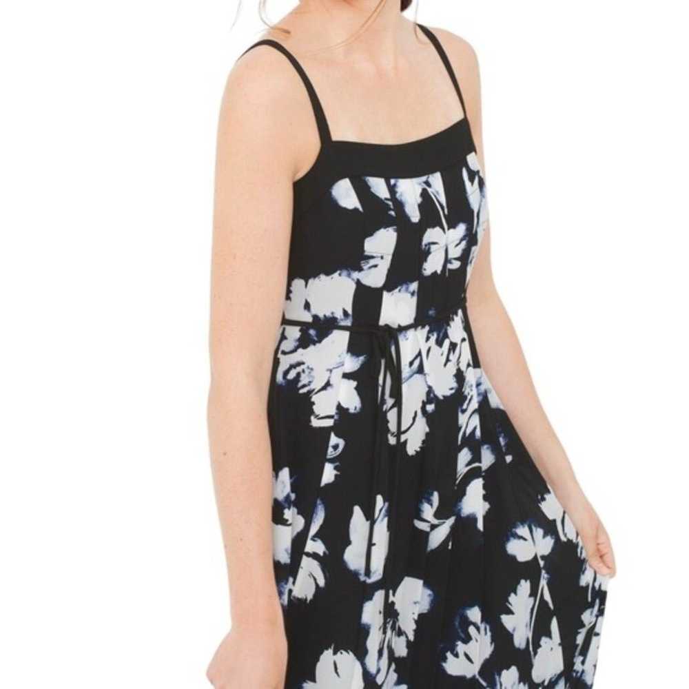 White House Black Market Women’s Floral Pleated M… - image 2