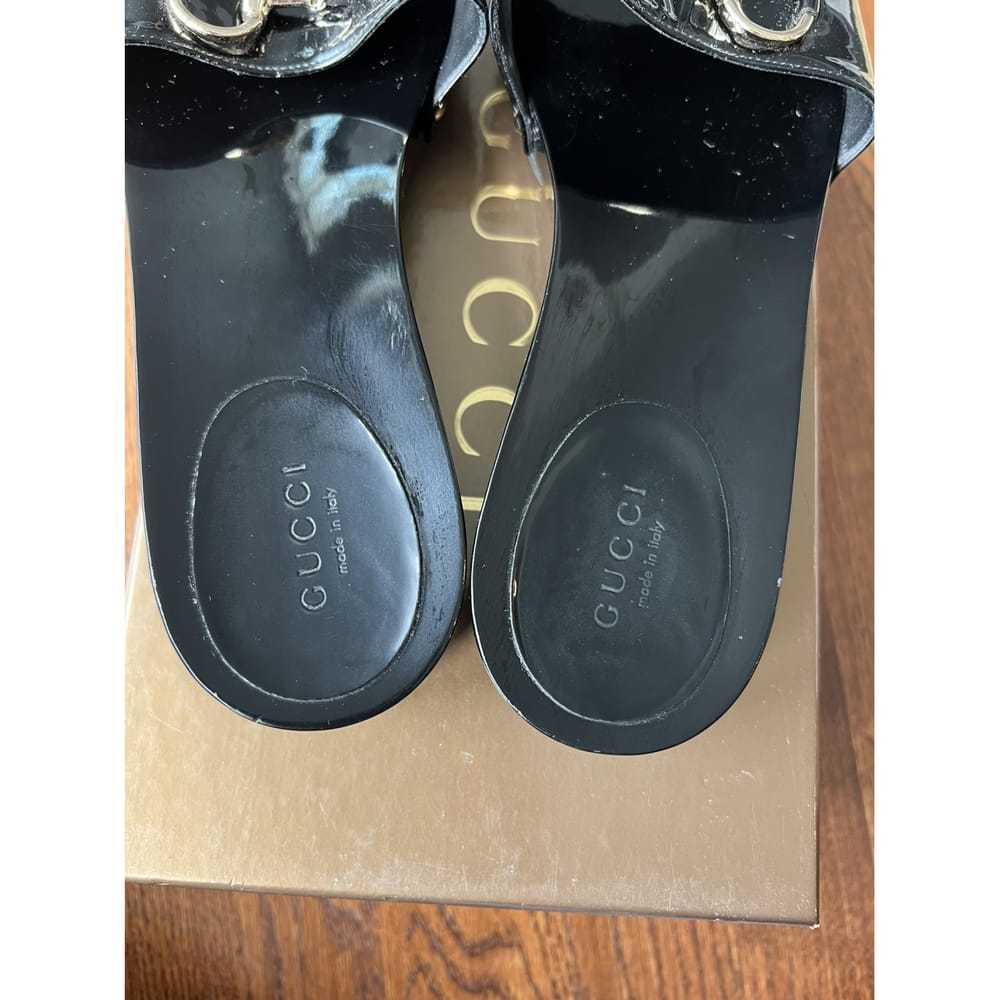 Gucci Patent leather sandal - image 2