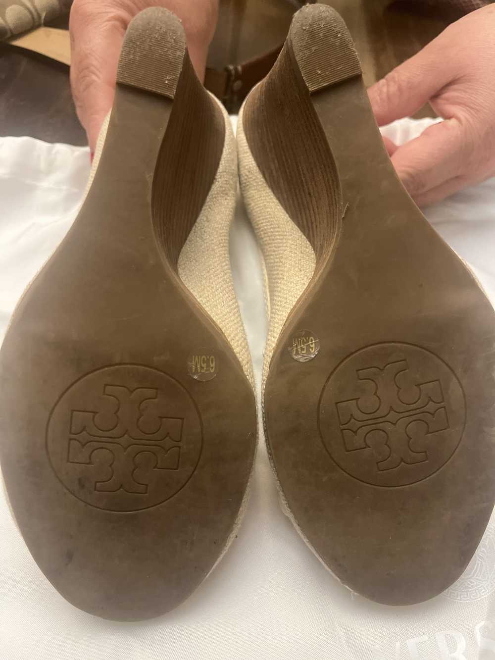 Tory Burch Tory Burch canvas peep toe wedge pumps - image 4