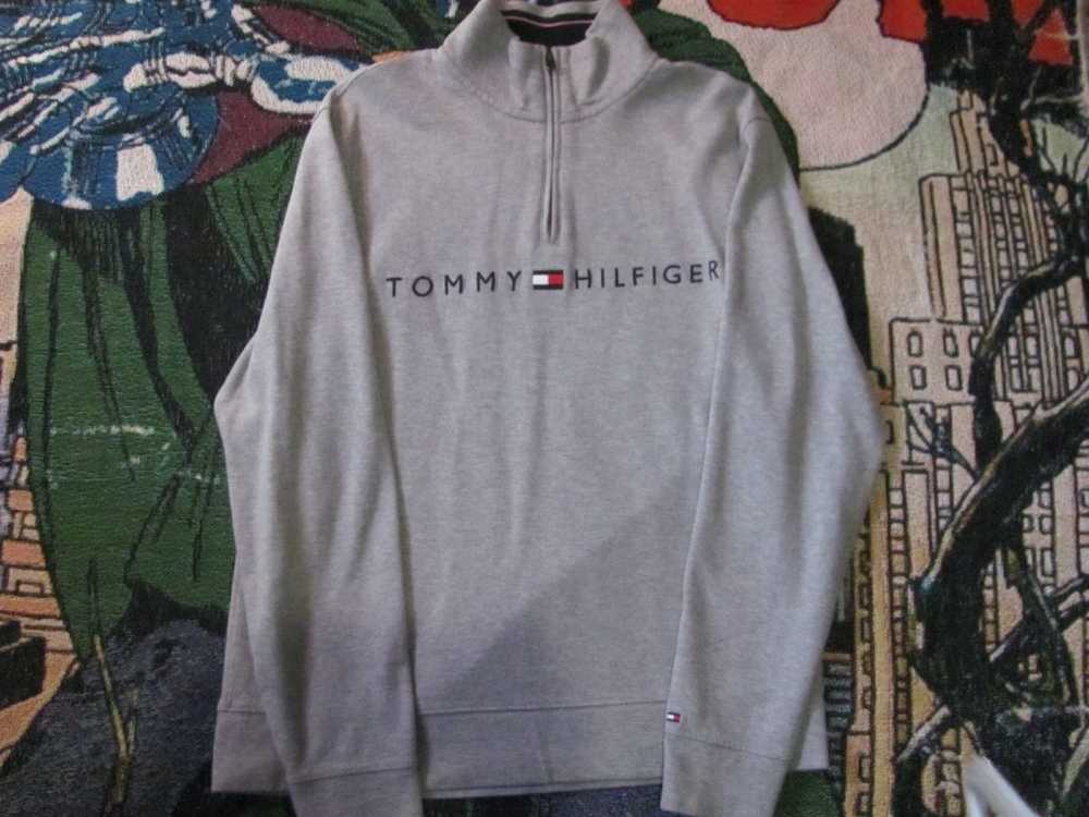 Tommy Hilfiger Tommy Hilfiger - image 1