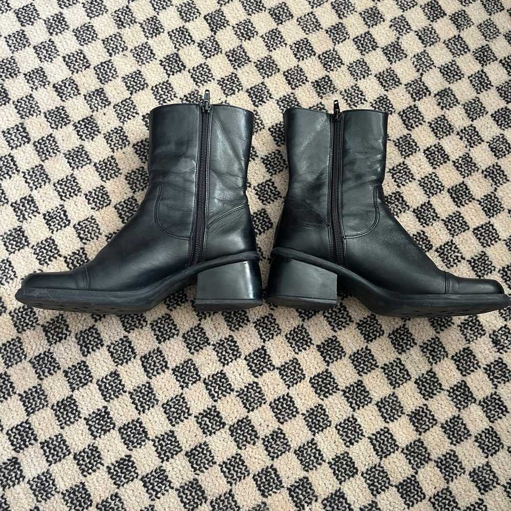 90s genuine leather vintage boots - image 2
