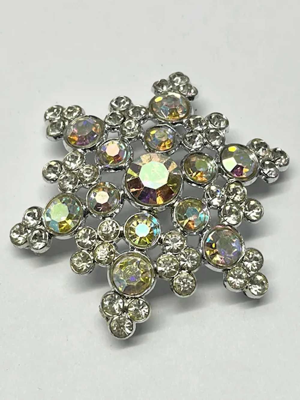 Vintage rhinestone snowflake brooch pin - image 3