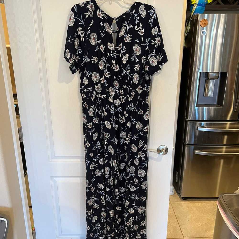 Torrid Navy Floral Challis Jumpsuit Size 2 - image 4