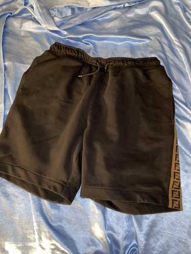 Fendi x Skims Printed Knee-Length Shorts w/ Tags - Green, 11.75 Rise Shorts,  Clothing - FENSK20910