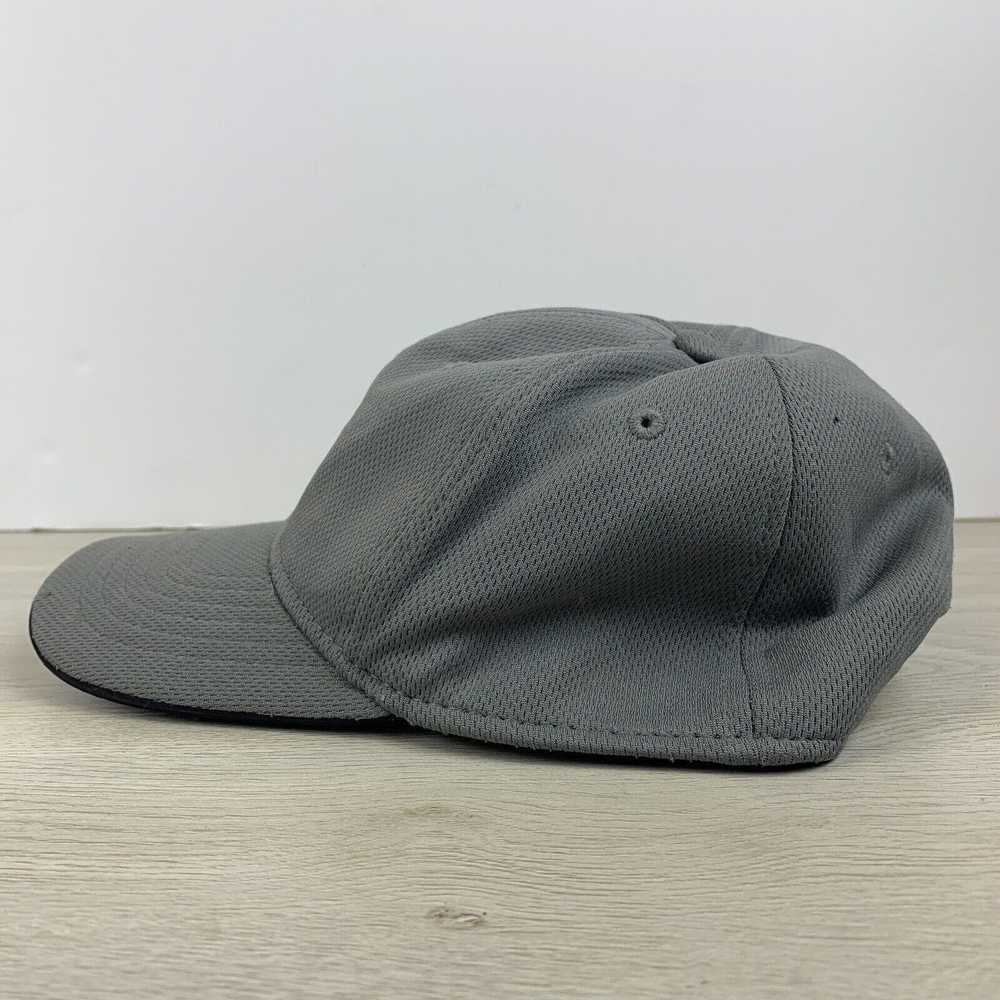 Other Plain Gray Snapback Hat Gray Snapback Hat A… - image 4