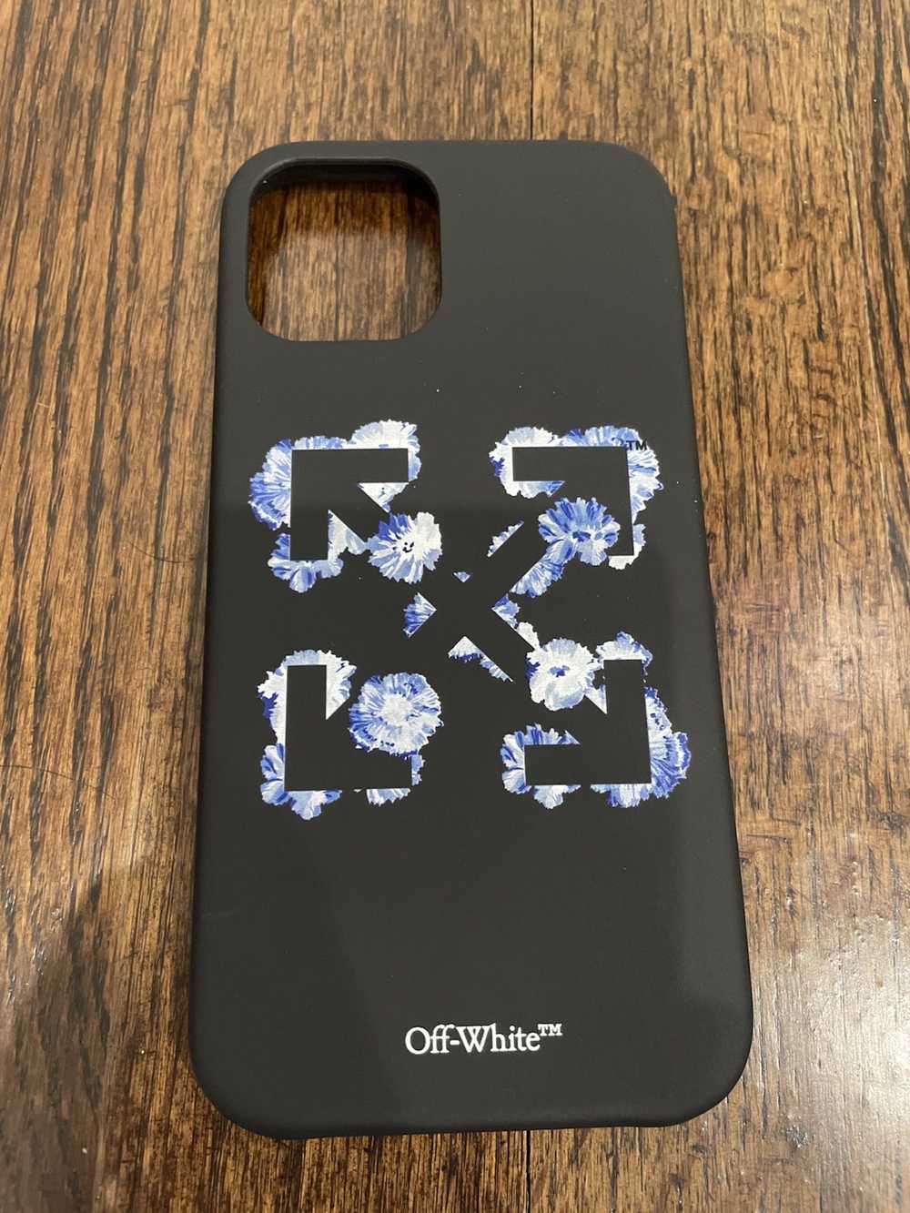 Off-White Off-White iPhone 12 Case - image 3