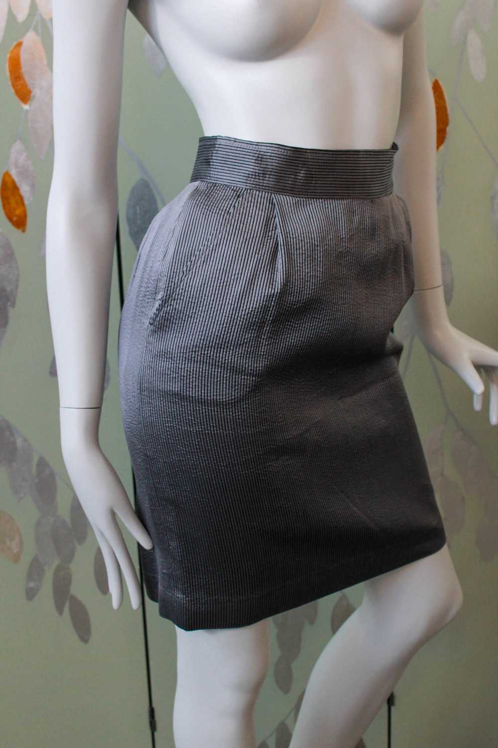 90s Harriet Selling Grey Stripe Skirt, Waist 25" - image 2