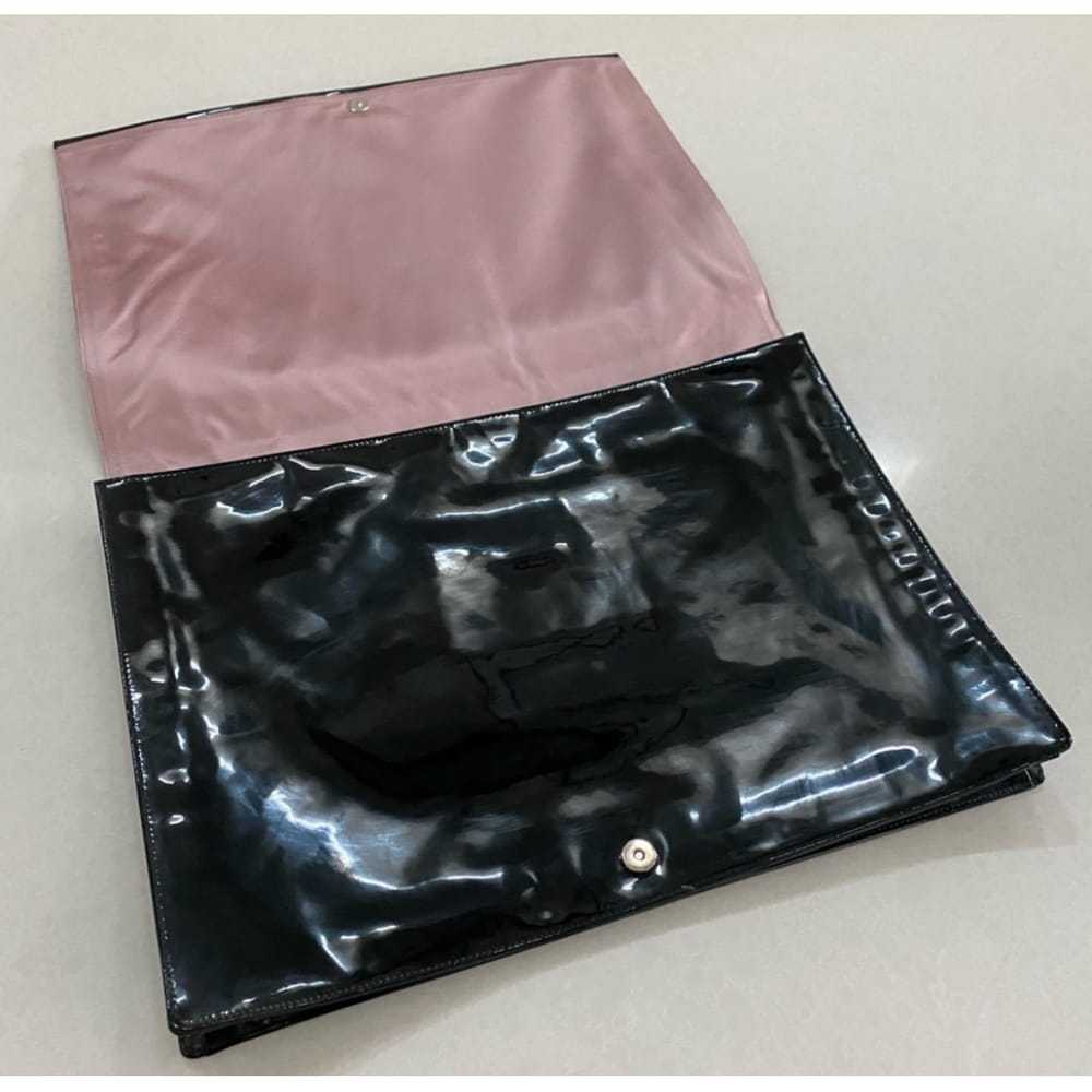 Prada Patent leather clutch bag - image 3