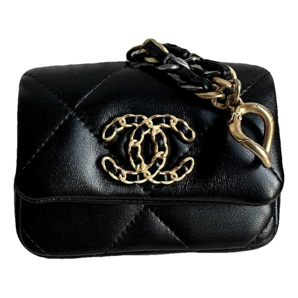 Chanel Chanel 19 leather purse - image 1