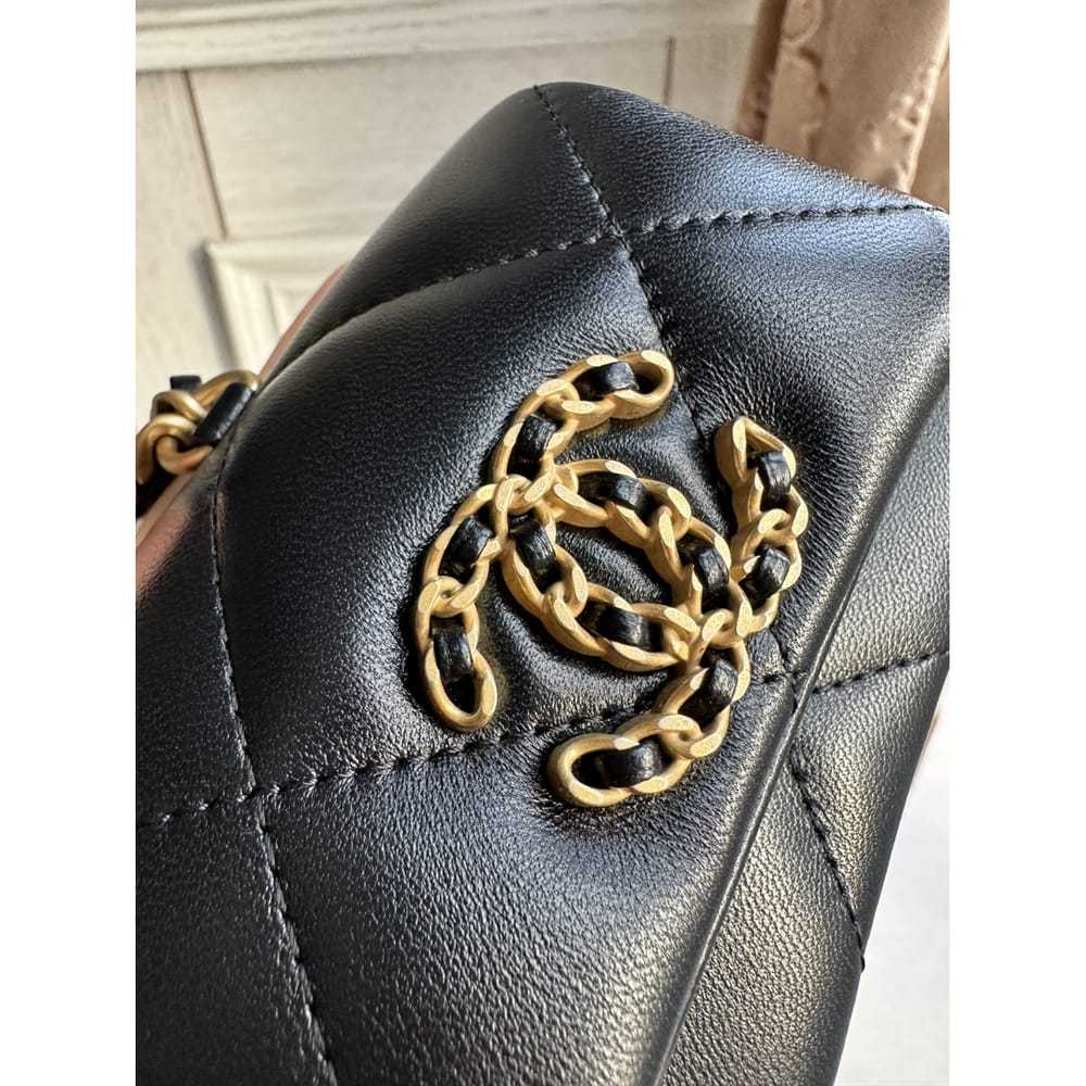 Chanel Chanel 19 leather purse - image 5