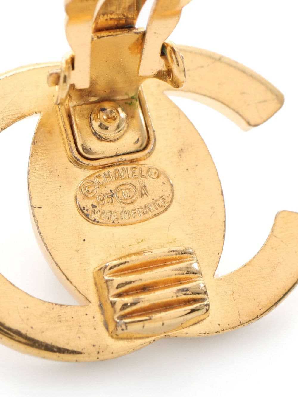 CHANEL Pre-Owned 1986-1988 CC turn-lock clip-on e… - image 3