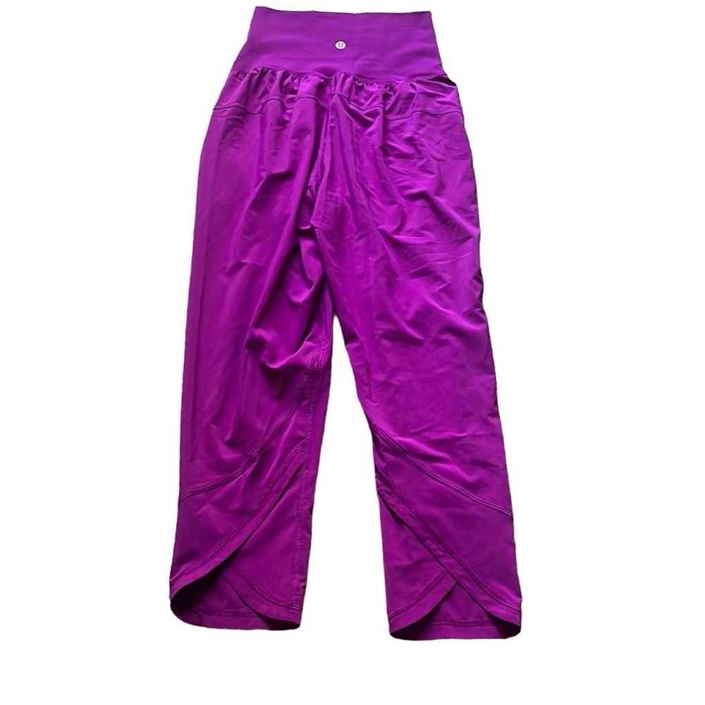 Lululemon Lululemon Womens 2 Purple Tranquil Crop… - image 3