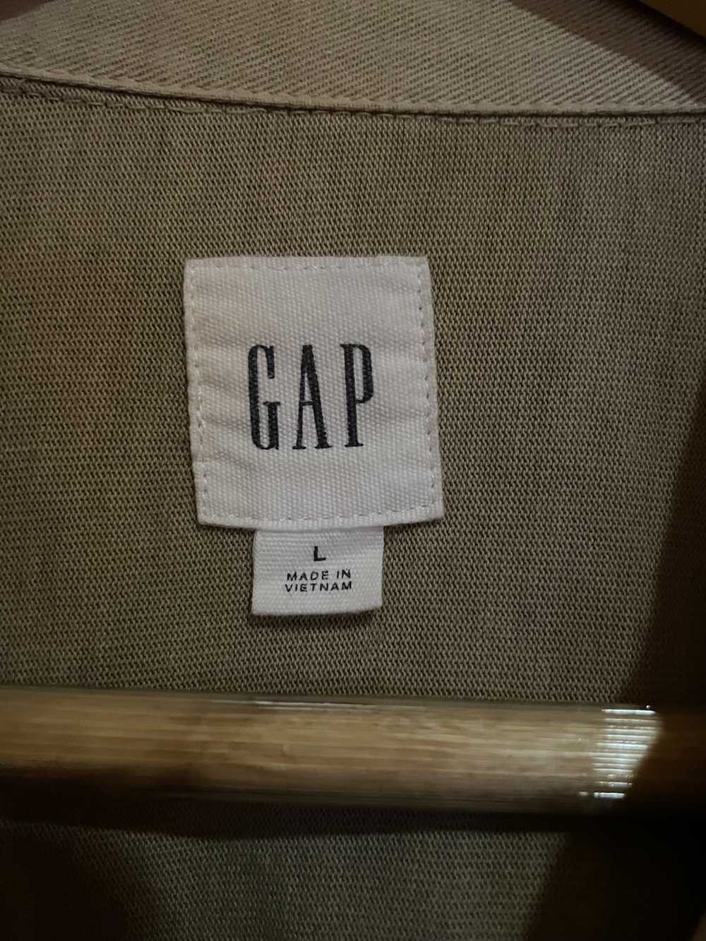 Gap Gap Tan Cotton Jersey S/S Button Up Shirt, Me… - image 3