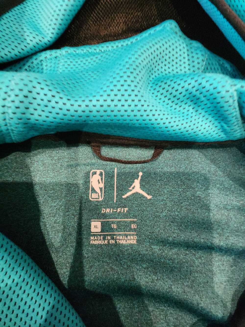 Nike 2017 Charlotte Hornets Jordan Dri-fit Warmup… - image 2