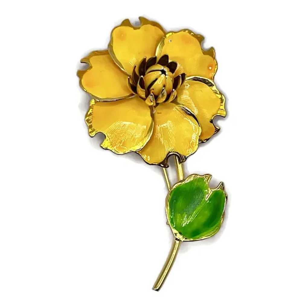 Botticelli Yellow Enameled Flower Vintage Goldton… - image 3