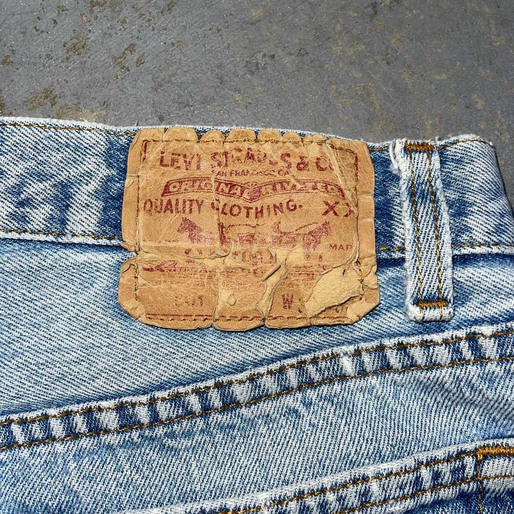 Vintage 90’s 501 Jeans. Size 33 x 32 - image 7