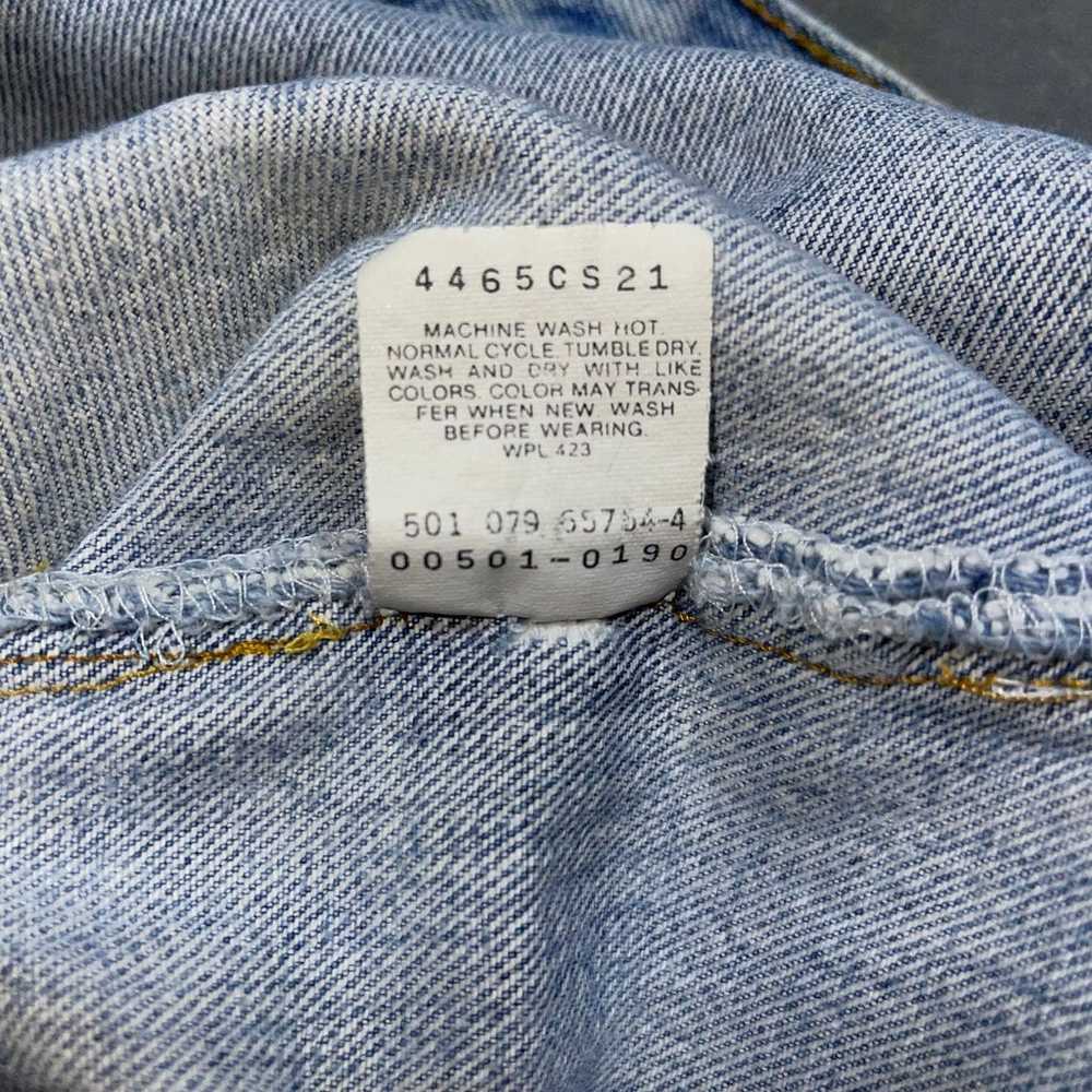 Vintage 90’s 501 Jeans. Size 33 x 32 - image 9