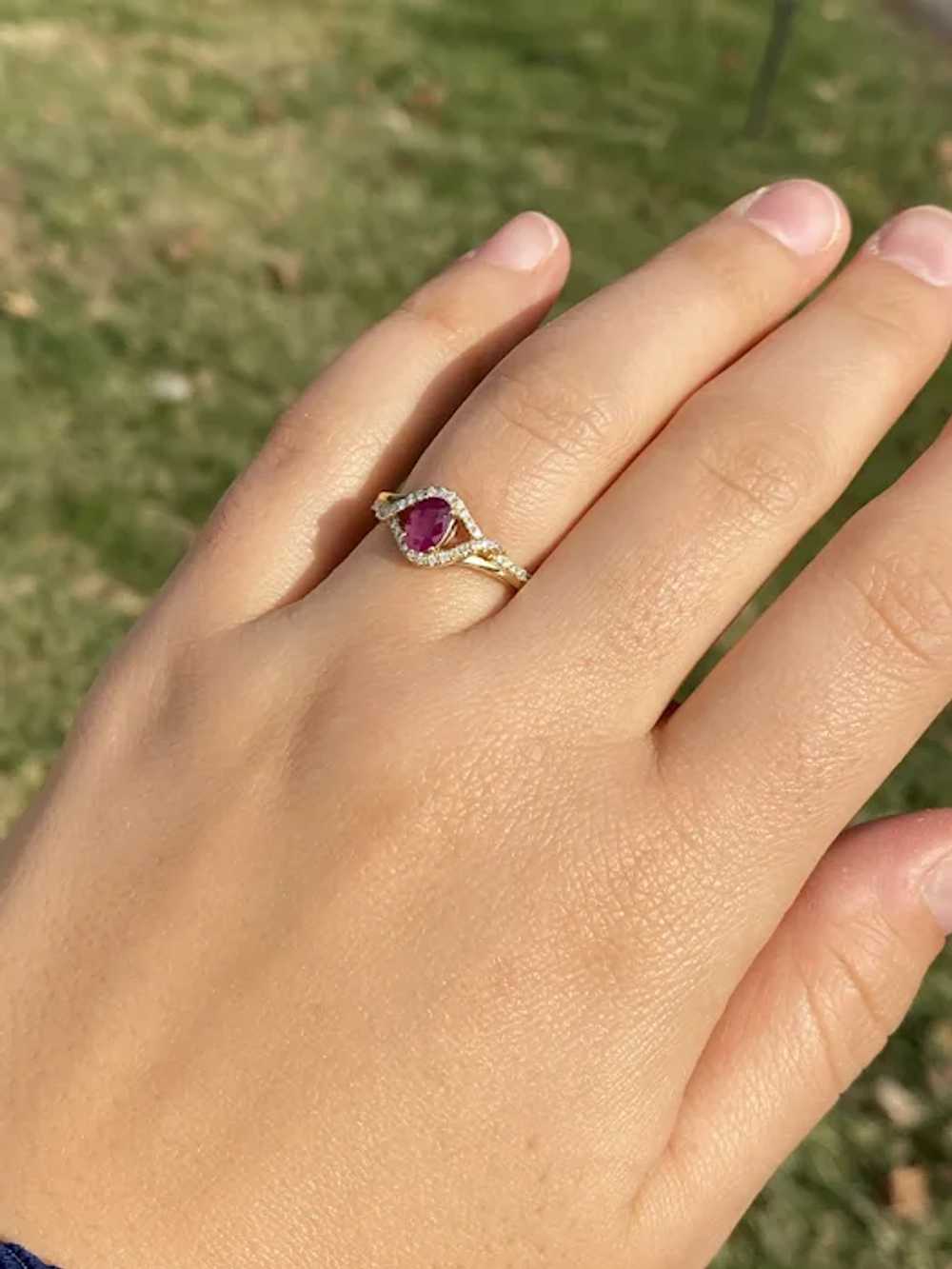 Natural Ruby and Diamond Ring in Yellow Gold - image 7