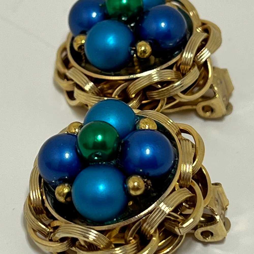 Vintage Metal Blue Pearlescent Bead Cluster Clip … - image 2