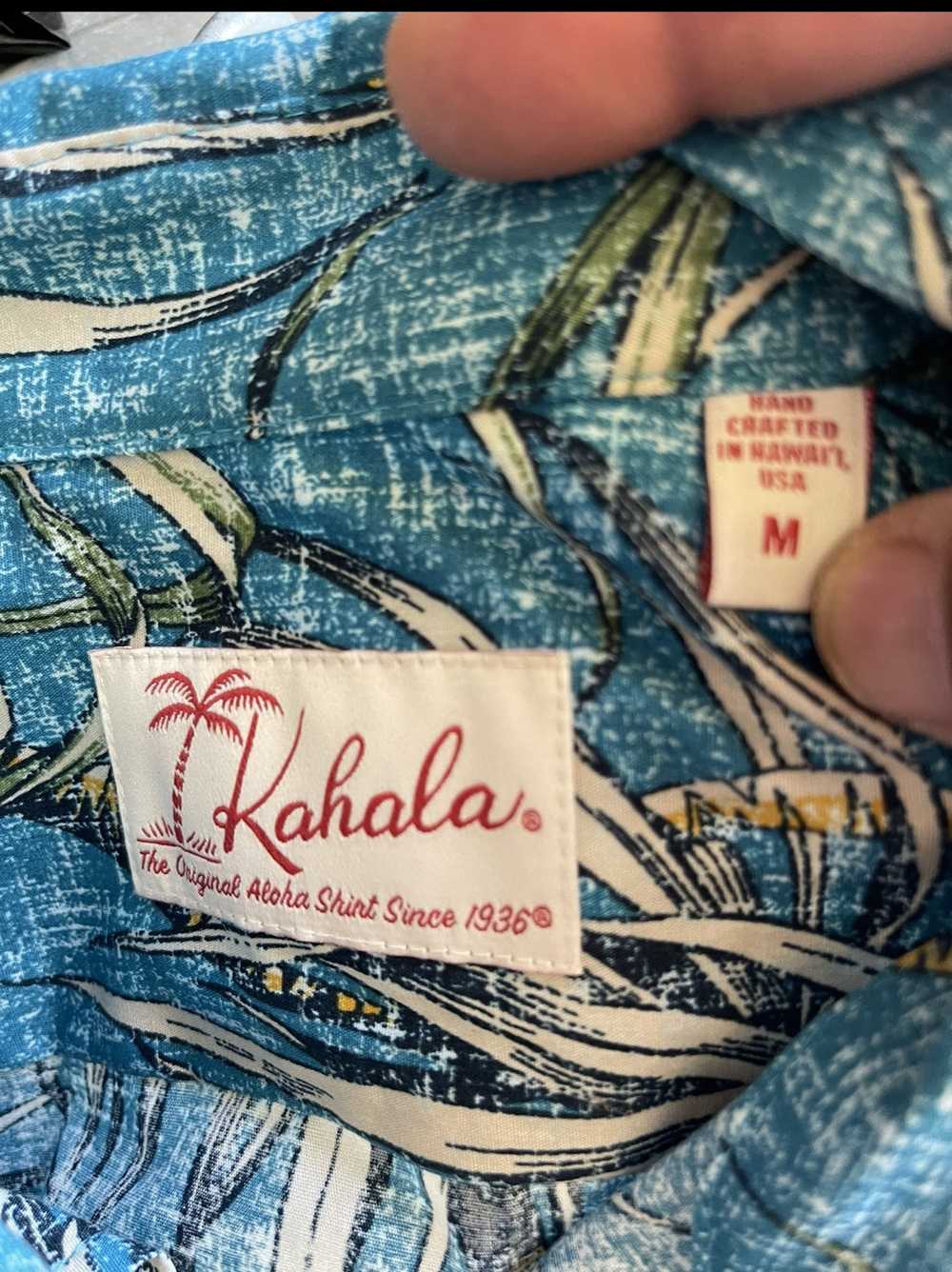 Hawaiian Shirt Kahala Hawaiian Print Button Up Mu… - image 4