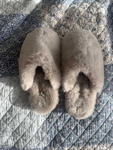 Mou mou elephant grey closed toe sheepskin slipper