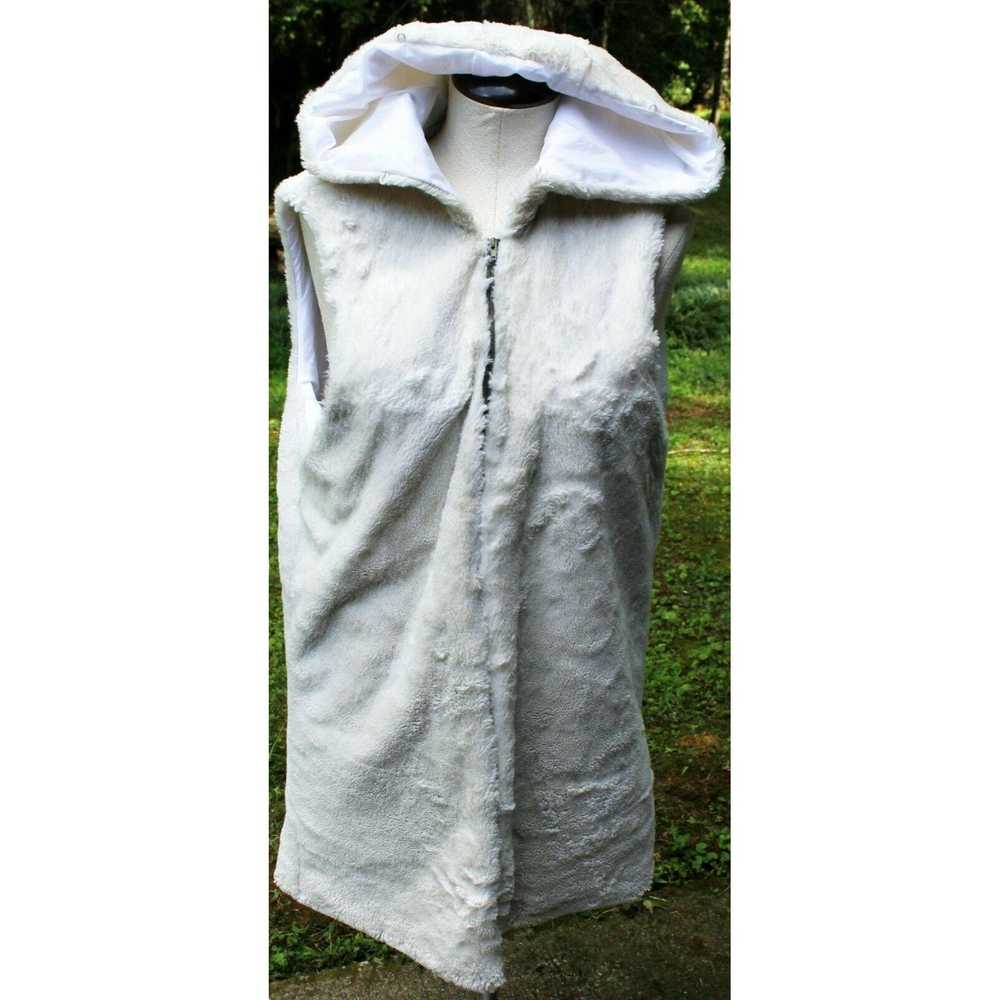 Other Camouflage Jacket Women sz L White Faux Fur… - image 8