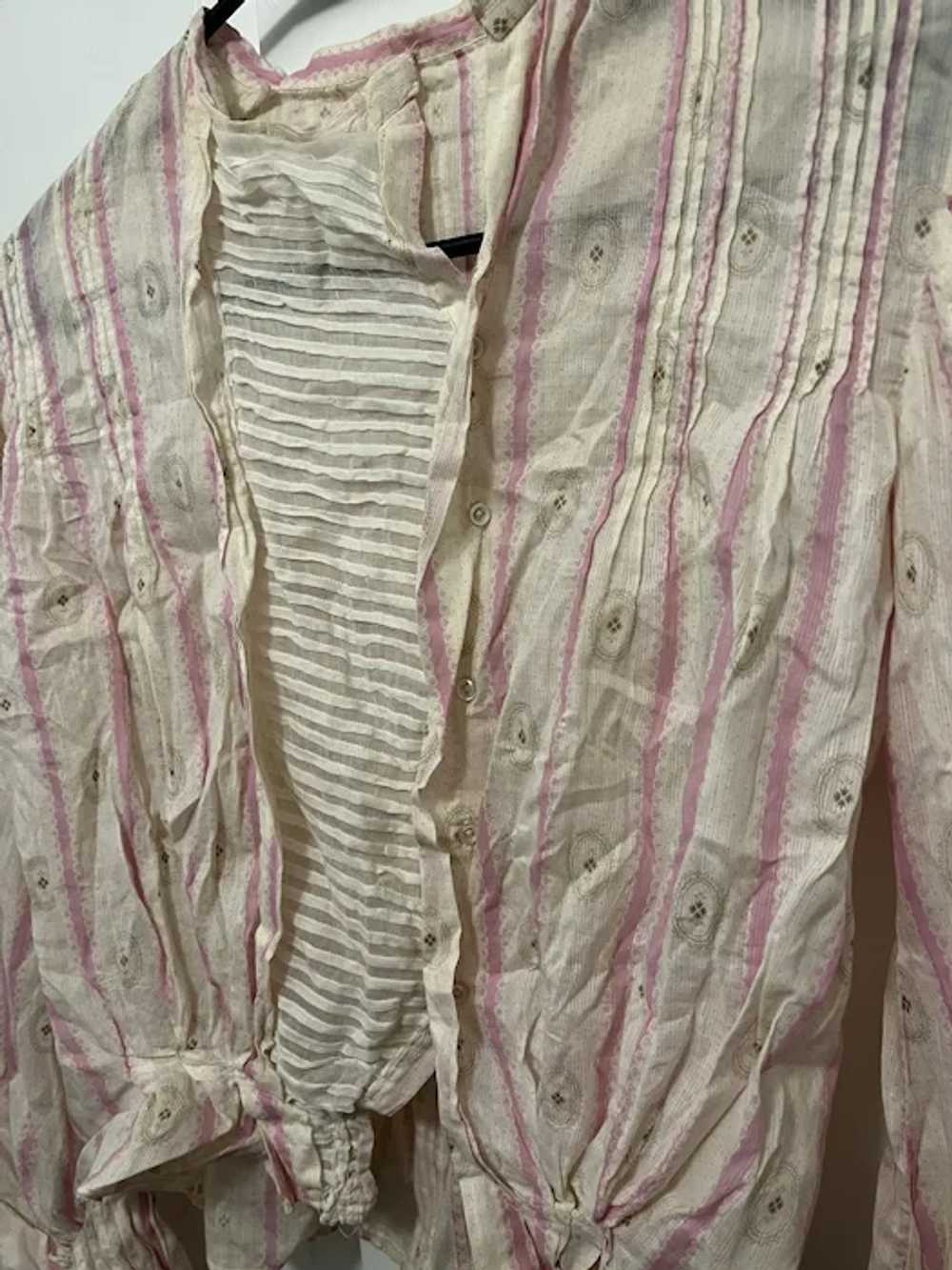 Antique Ladies Victorian Top Blouse Silk W/ Strip… - image 2