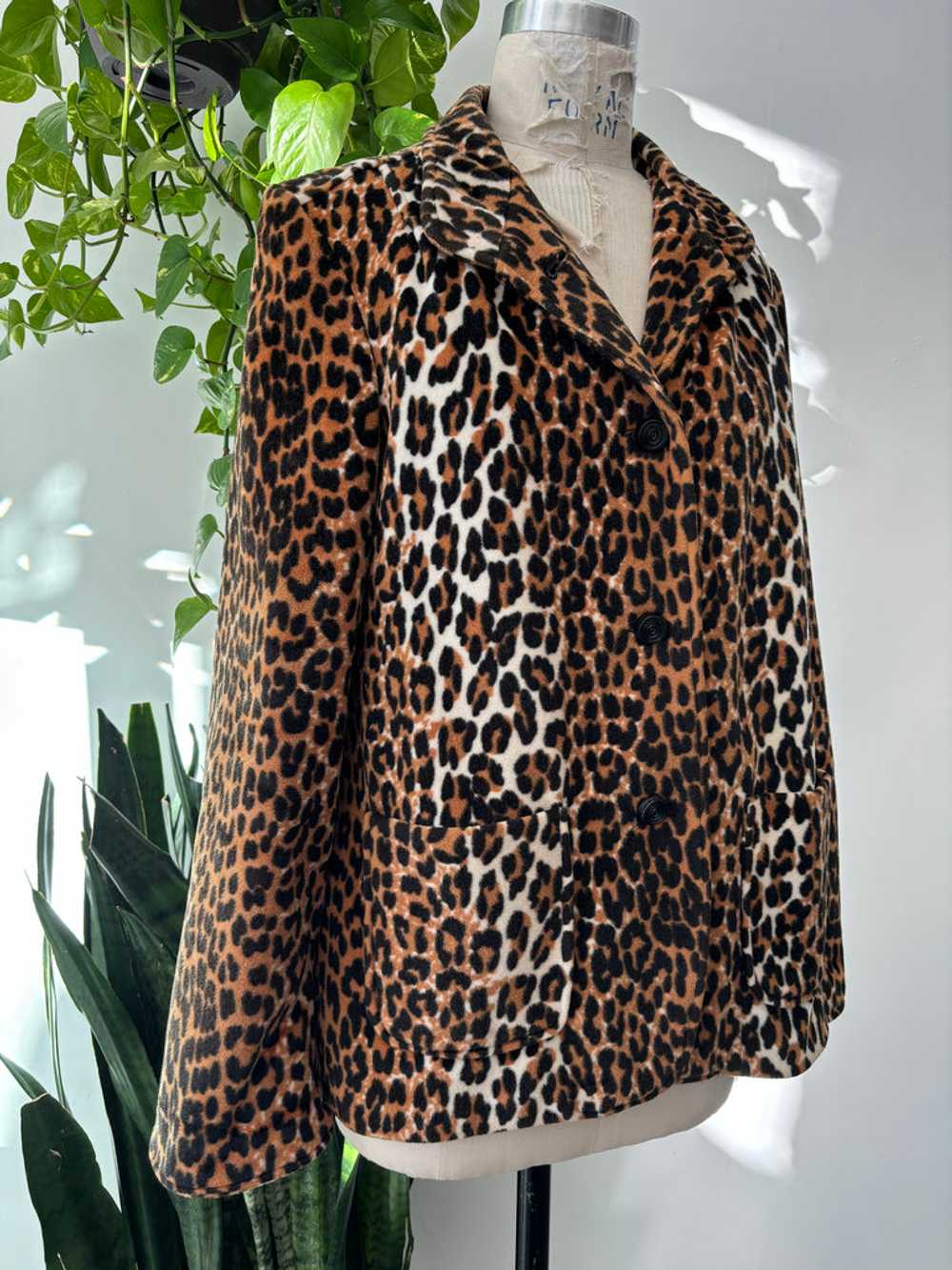 Vintage Faux Leopard print jacket - image 3