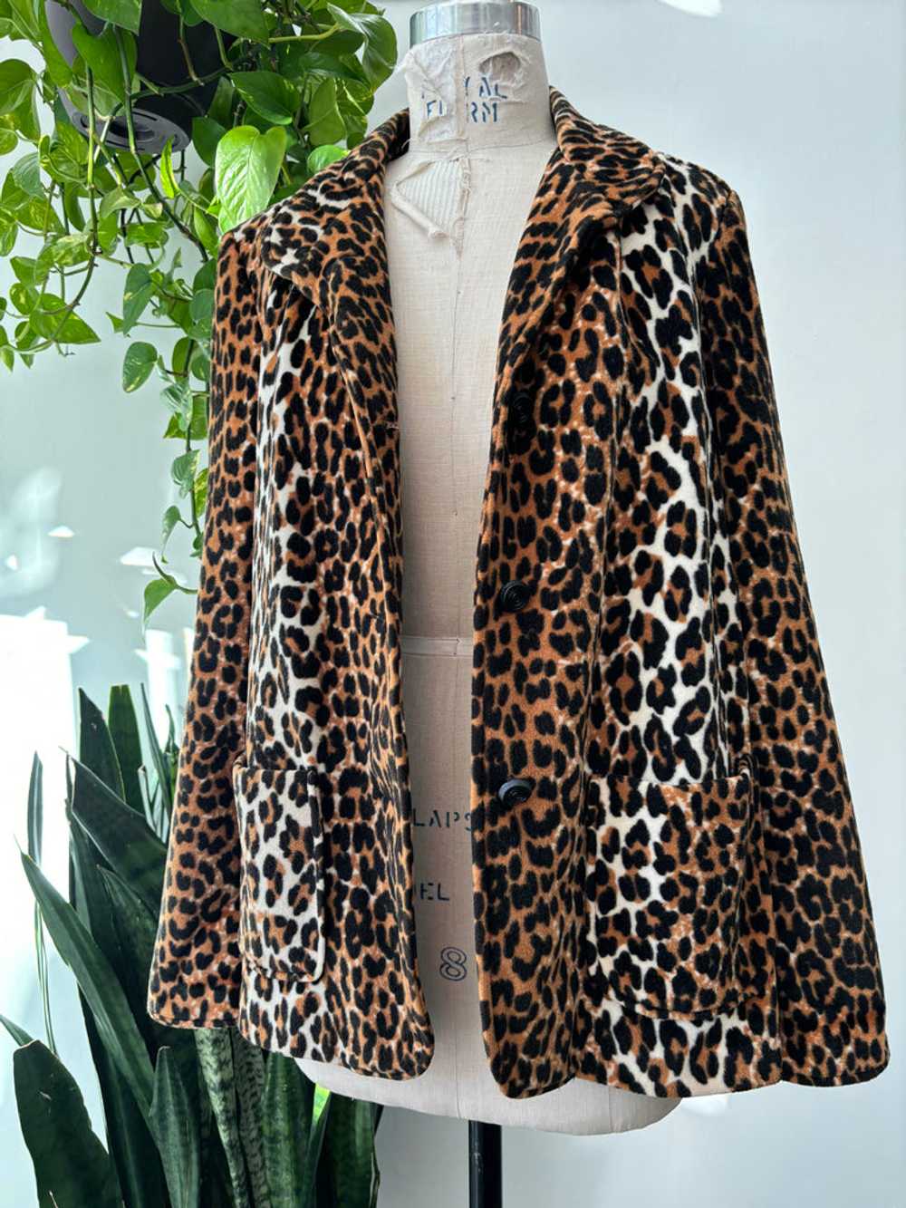 Vintage Faux Leopard print jacket - image 6