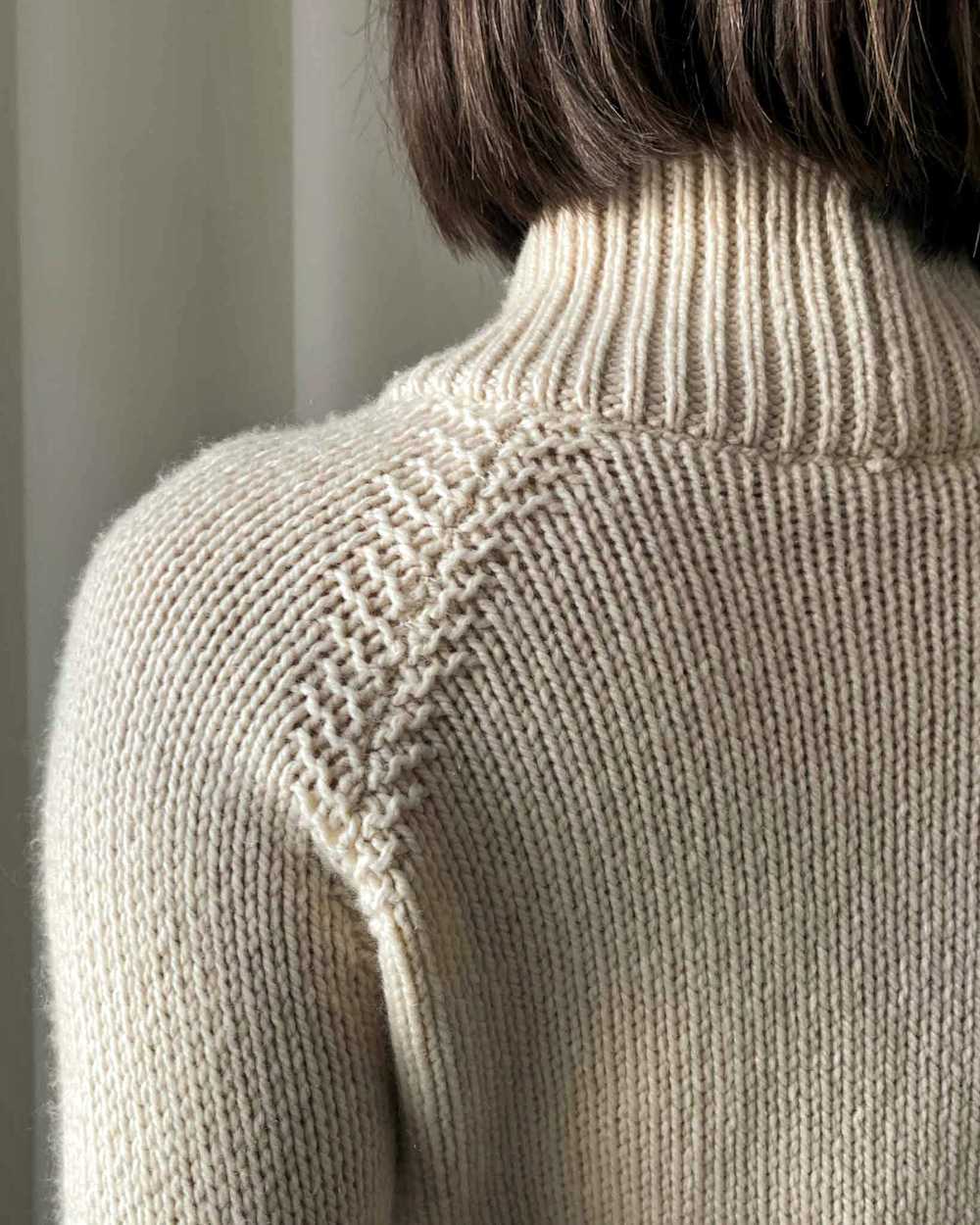 Barney's Thick Cashmere Sweater - image 6