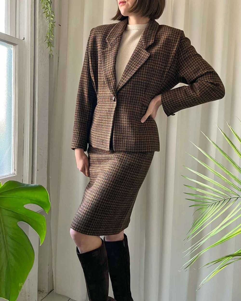 90s Houndstooth Wool Skirt Suit - image 3