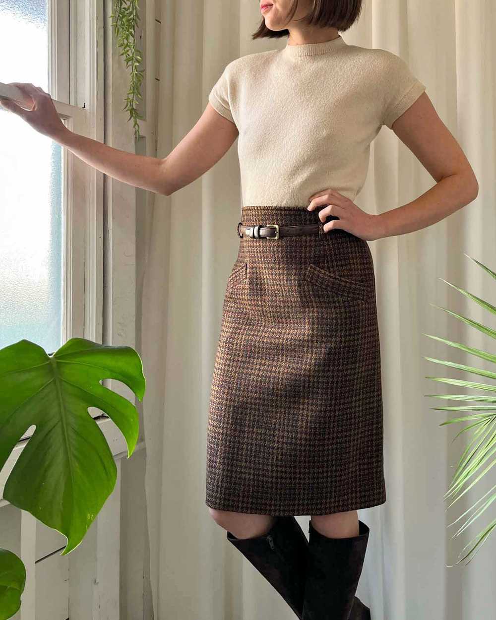 90s Houndstooth Wool Skirt Suit - image 6