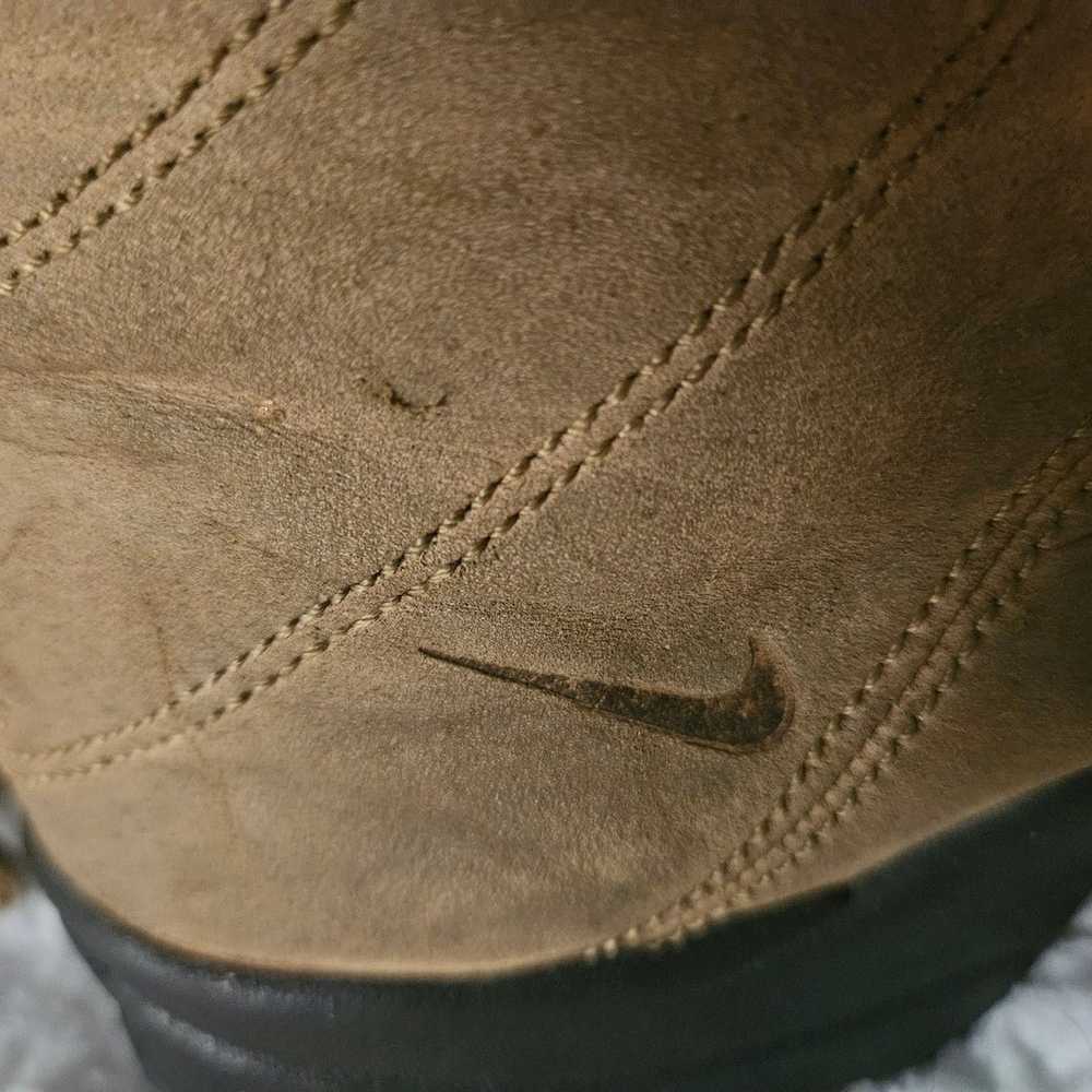 RARE Vintage Nike Hiking Boots - image 10