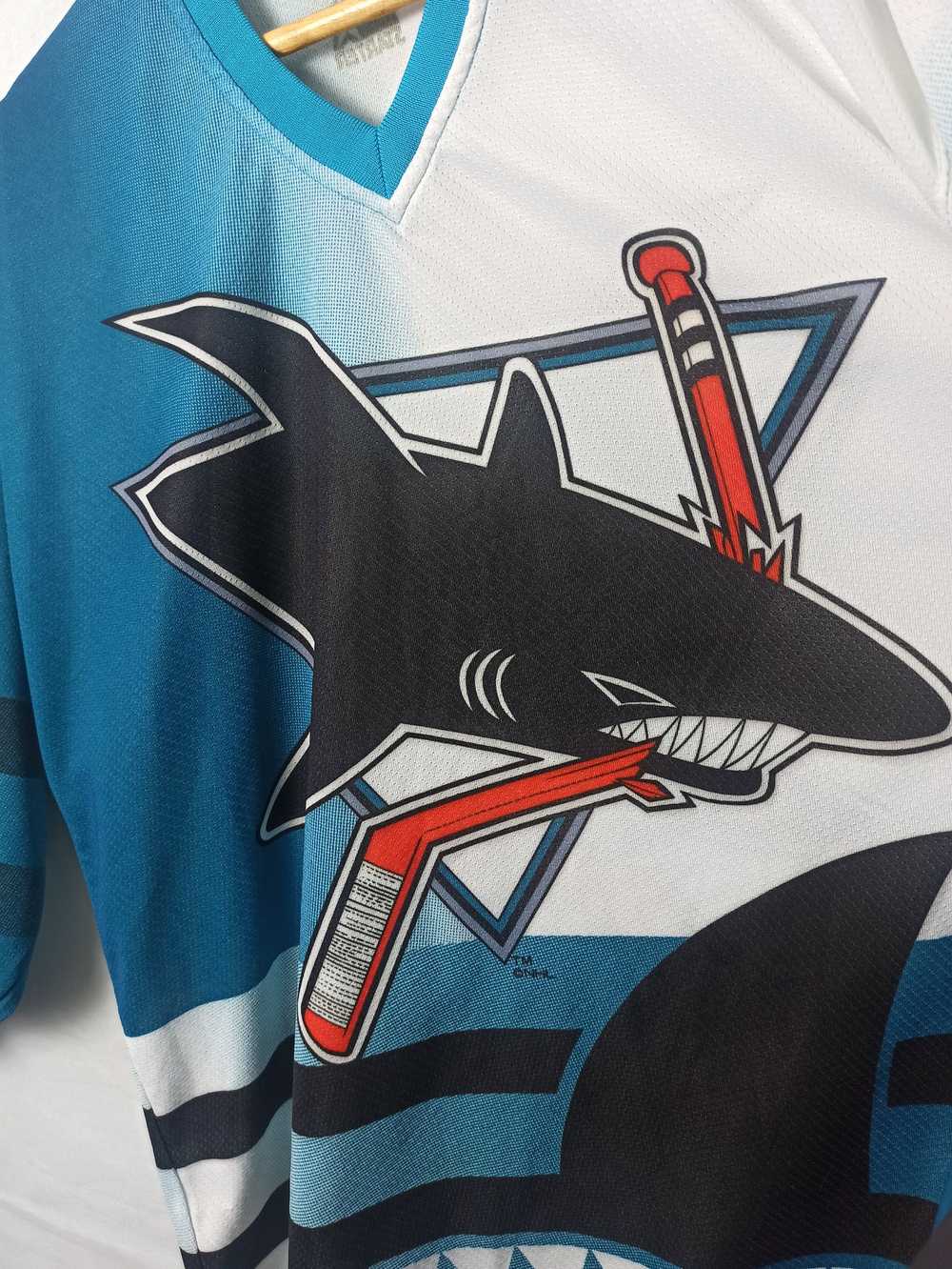 NHL × Starter × Vintage NHL San Jose Sharks AOP J… - image 4