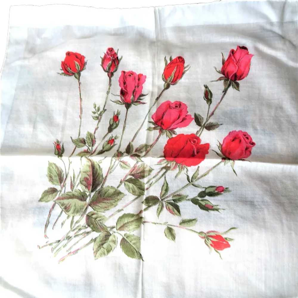 ROMANTIC Vintage Printed Floral Hanky,Roses Flowe… - image 1