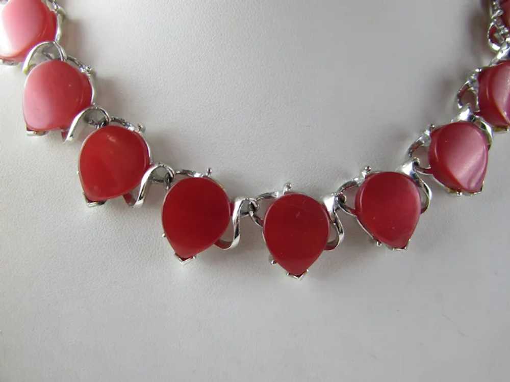 Vintage Red Thermoset Silver Tone Necklace - image 5
